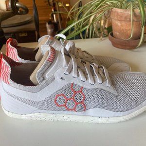 Vivo Barefoot Geo Knit Racer in Moonstone size 39